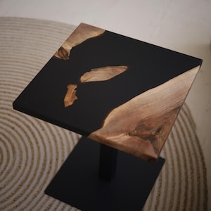 Square small resin table, natural wood epoxy resin table, handmade epoxy side table, minimalist accent sofa end table, living room decor