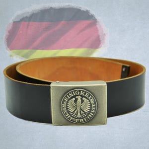 Leather Bundeswehr belt with metal buckle | Original German military belt 5 cm | Vintage military surplus - very good condition