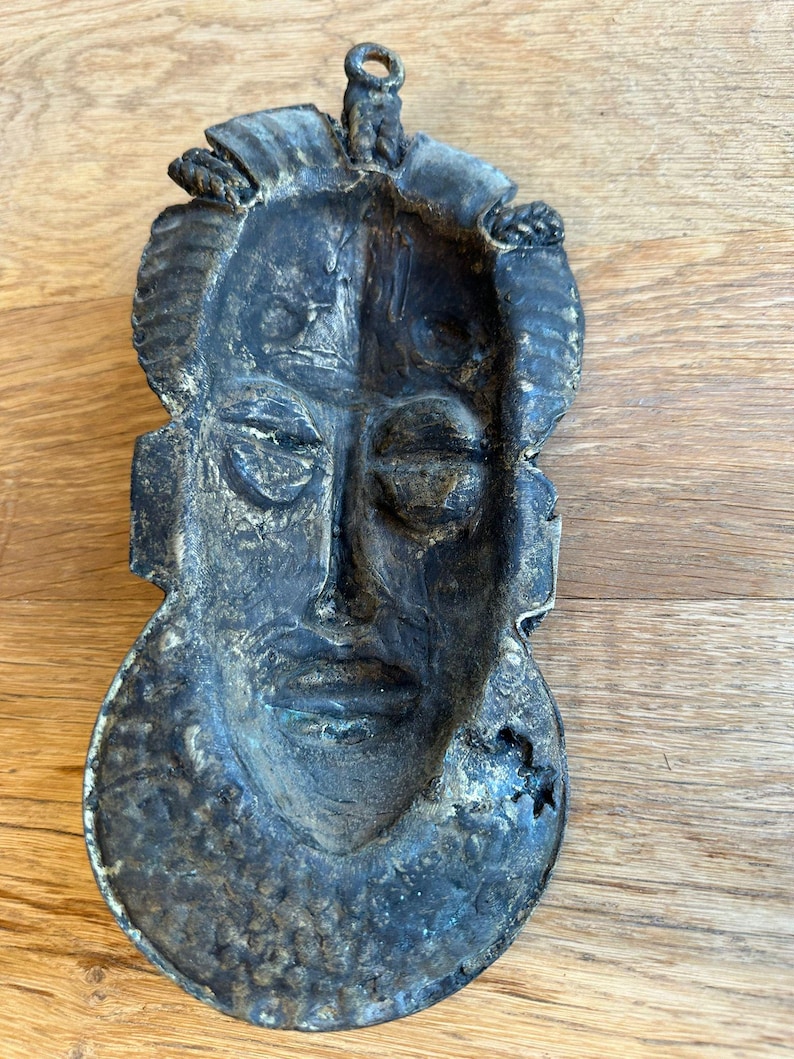 Benin Bronze Mask – African Art Masterpiece - Etsy