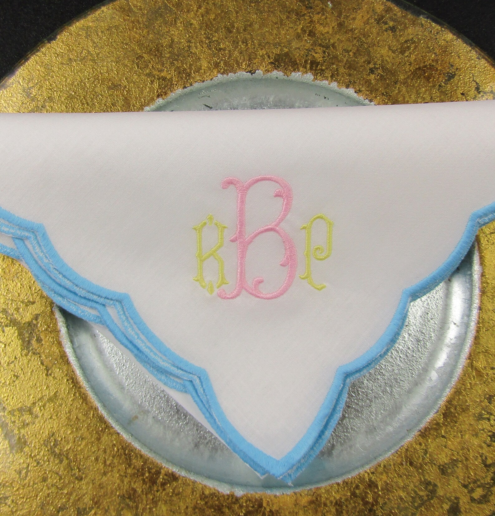 Monogrammed Linen Napkins 8 Colors Monogrammed Scalloped Etsy