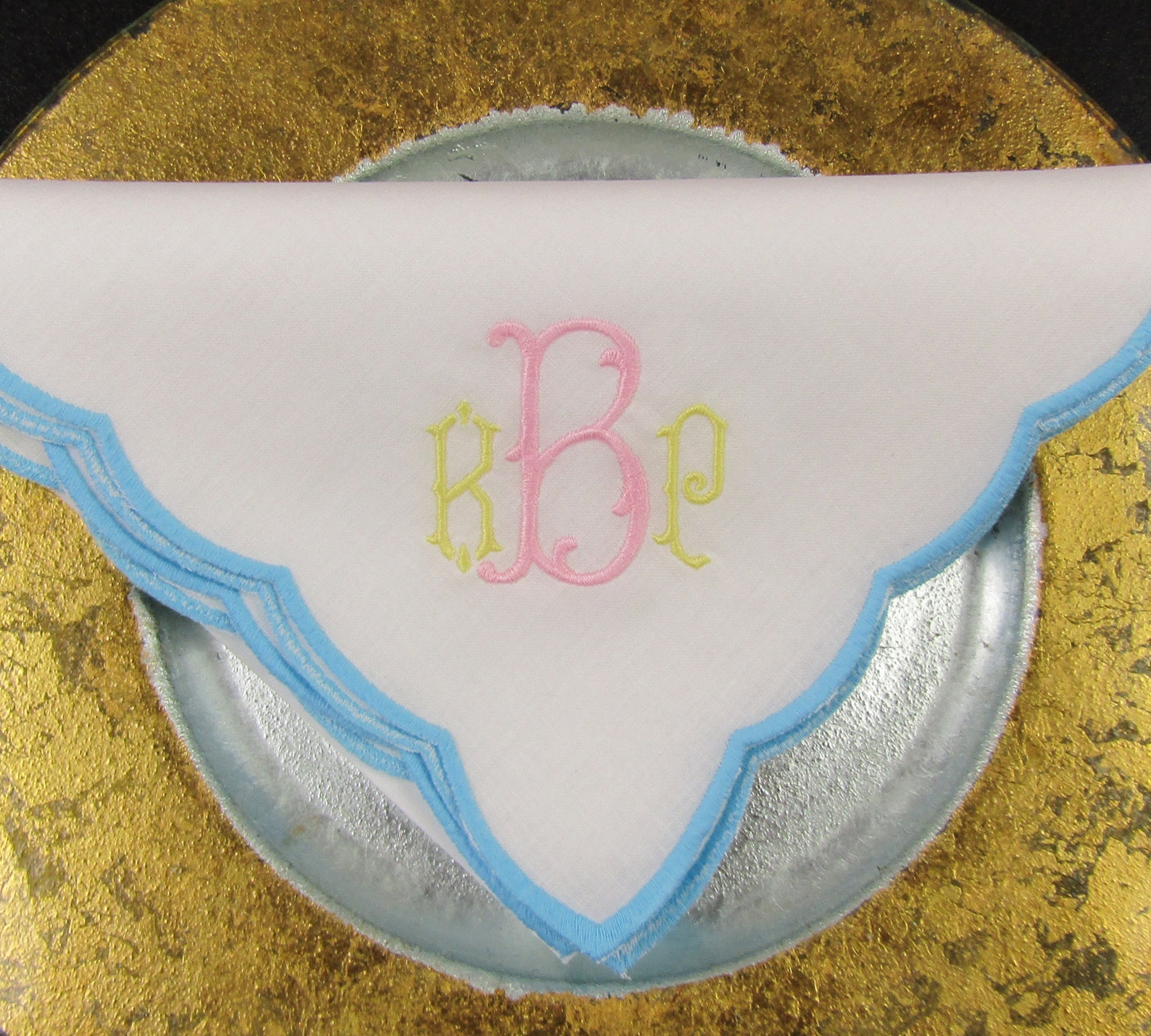 Monogrammed Linen Napkins 8 Colors Monogrammed Scalloped Etsy