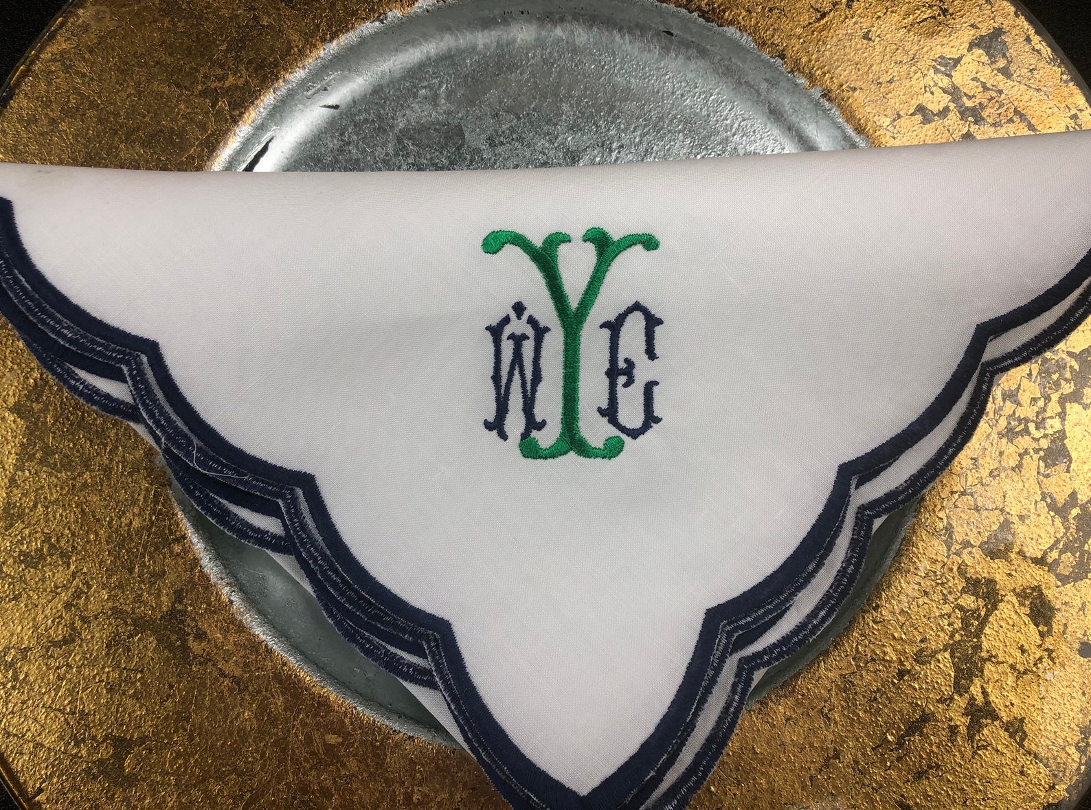 Monogrammed Linen Napkins 8 Colors Monogrammed Scalloped Etsy