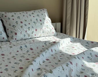 White floral cotton bedding set – King or Queen size bed set, Sheet set with flowers, Single or Double bedding set Full, Aunt Birthday gift