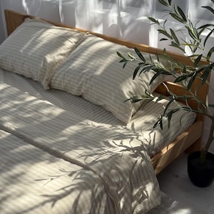 Beige Stripe Bedding Set with Duvet Cover and Pillowcase, Twin Full King Size Bed Set