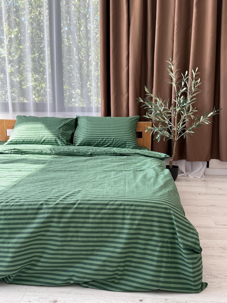 Cotton striped bedding sheet for modern room