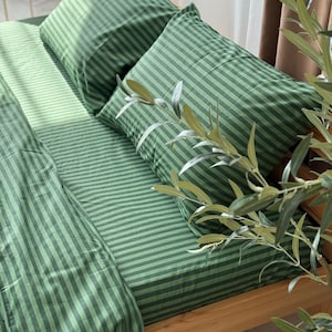Conjunto de capa de edredom listrada verde em algodão com fronhas listradas, decoração estética para quarto.