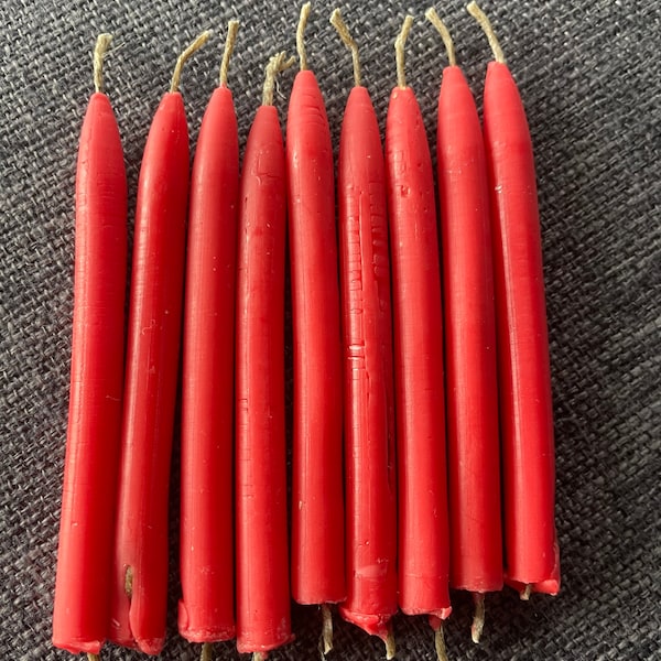 6 Short taper candles / beeswax and hemp wick - custom color and essential oil