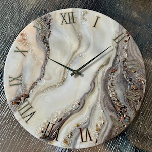 Epoxy Resin Wall Clock: Geode Art with Natural Stones