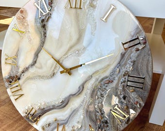 Elegant Resin Wall Clock: Natural Stones, Modern Art Decor