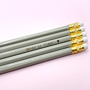 Feather -  Personalized Foil Stamped Pencils – Custom Name or Message – Gift for Teachers, Students, Party Favours, Back to School