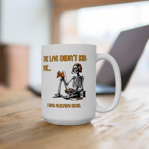 Gift for Gamers - Geek Clothing for Video Game Lovers, Gamer Mug, Gift Ideas for Gamers, gaming room decor, friki gamer, accesorios gamers.