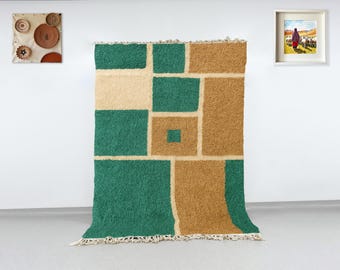 Tapis berbère moderne en laine, motif géométrique en blocs, crème camel et bleu sarcelle