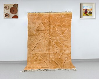 Peach Berber Rug: Handwoven Moroccan Beni Ourain Wool, Textured Triangles