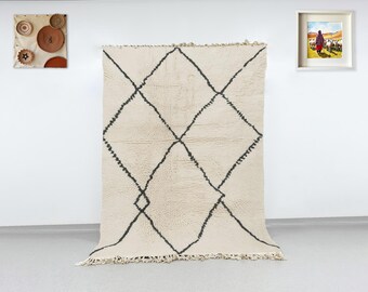 Moroccan wool rug with ivory black diamond pattern, handwoven Berber Beni Ourain carpet