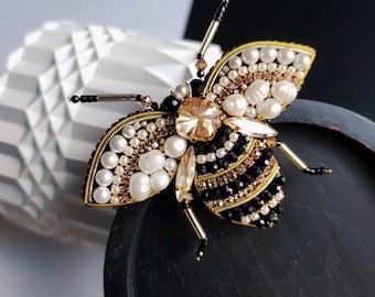 Charming Handmade Bumble Bee Brooch with crystals - Embroidered Pin Gift for Beekeeper Entomologist or Honey Seller Birthday present idea