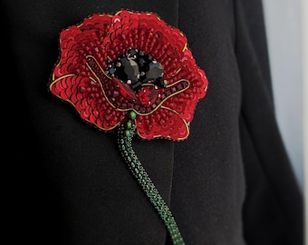 Charming handmade poppy brooch for a woman: Thoughtful Mother's Day Gift  Embroidered red flower