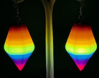 Light-Up Tiki Lantern Earrings: Rainbow Gradient Pattern