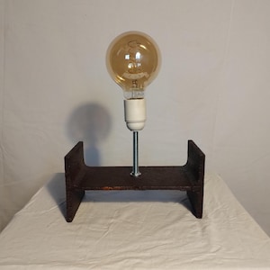 LAMPE H