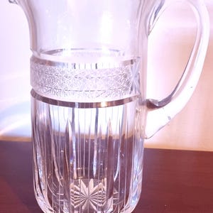 Exquisite American Brilliant Cut Glass Pitcher - Sparkling Vintage Water Jug (22.5cm)