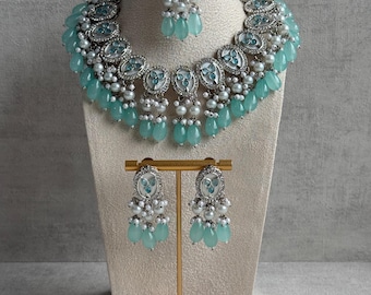 Ayura Designs Linza Indian Jewelry Set, Bollywood Style Necklace Earrings Tikka, Aqua Green Pearl Bridal Jewelry