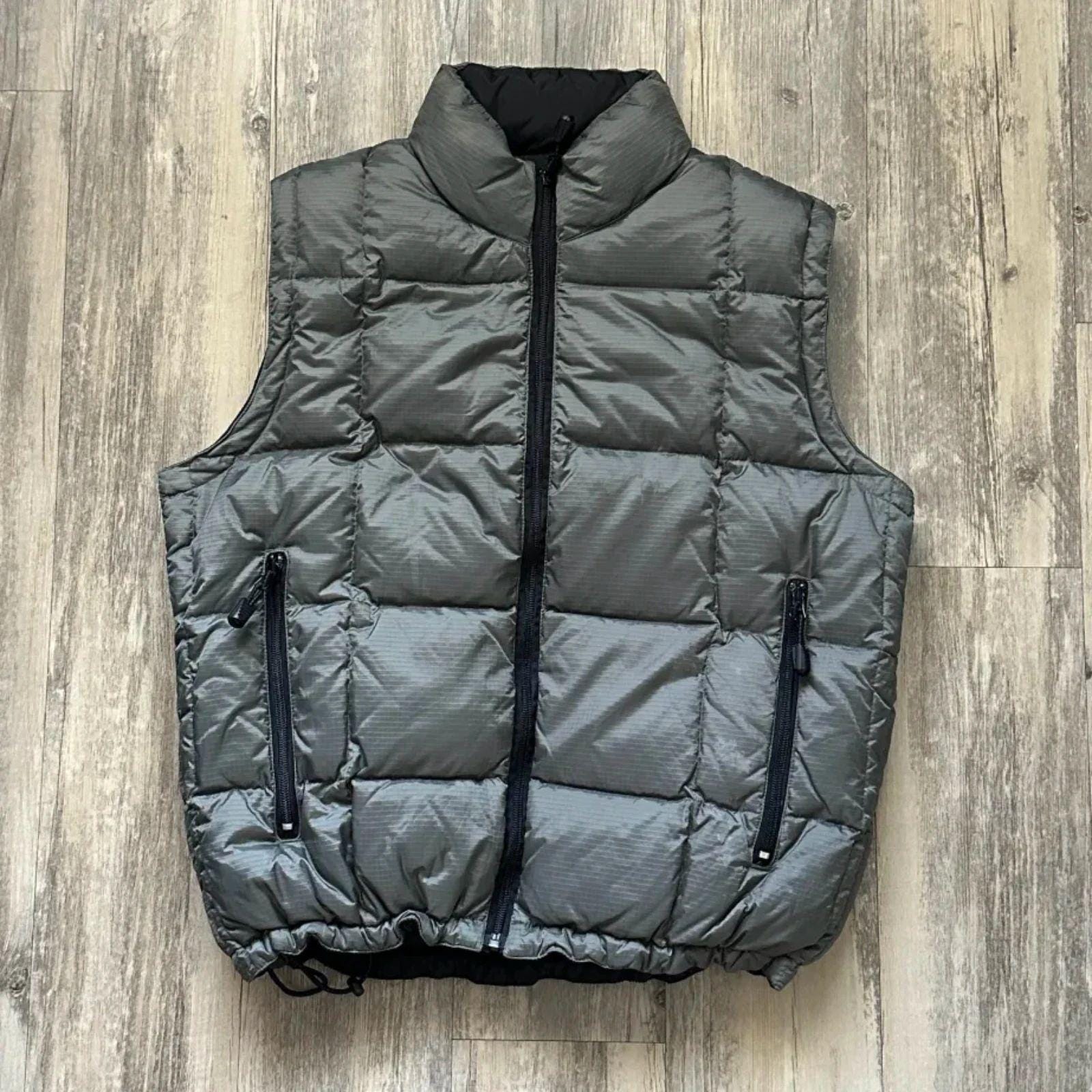 90s 00s old gap tech gimmick down vest