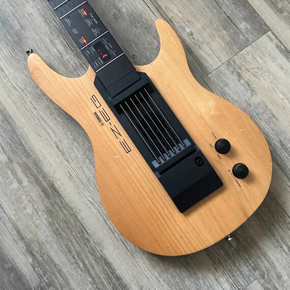 【極美品】YAMAHA ヤマハ MIDI ギター EZ-EG シンセサイザー Yamaha EZ-EG Digital MIDI Electric Silent Guitar Synthesizer