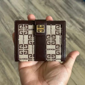 Portefeuille vintage Givenchy Compact Kiss Lock marron chocolat