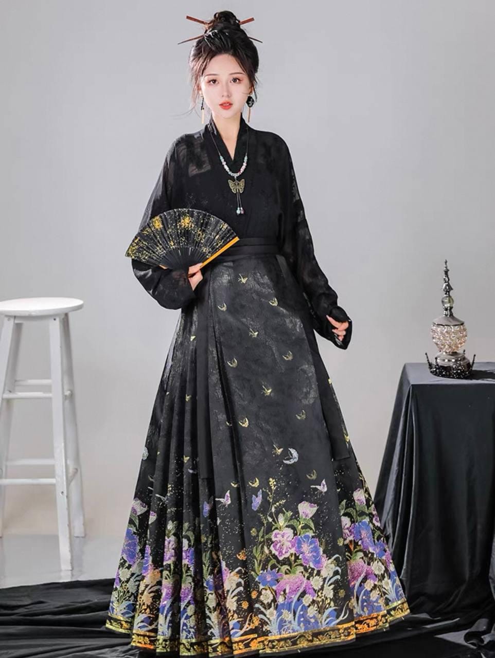 新品❣タグ付き❣　MANOUSH マヌーシュ　刺繍チュニック　モン族　チャイハネ 楽天市場】モン族刺繍貫頭衣チュニック【送料無料】【モン族