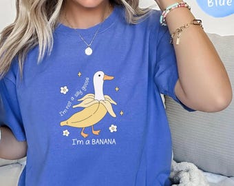 Silly Goose T-shirt, Funny Bird Tee, Comfort Colors Shirt, Banana Goose Gift, Unisex Graphic Tee, Animal Lover Shirt