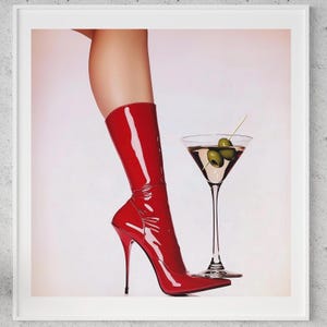 Retro Girl Trendy Red Boots Canvas Art Printable | Feminist Preppy Martini Digital Download | NYC Estetyczna sztuka ścienna do wystroju wózka barowego