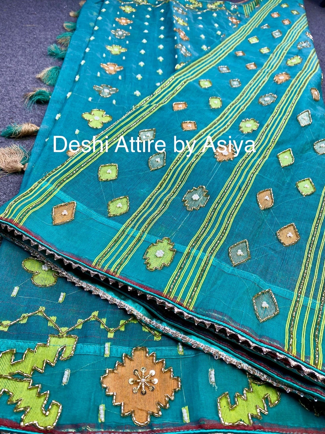 Original Dhakai Jamdani With Hand Karchupi Work in Teal Blue and