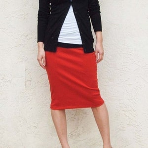 Red jersey midi skirt 2025
