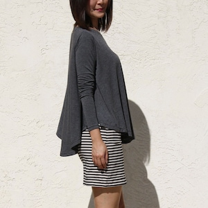 Gray Swing Top, Flare Top, Tunic Top, Plus Size Blouse, Gray Blouse, Loose Shirt, Curved Hem Top,  Office Blouse, Maternity Top