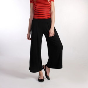 Black Wide Leg Pleated Ankle Pants / Minimal Crop Pants / Wide Bottom Pants / Plus Size Pants / Pull On Pants with Pocket / Palazzo Pants