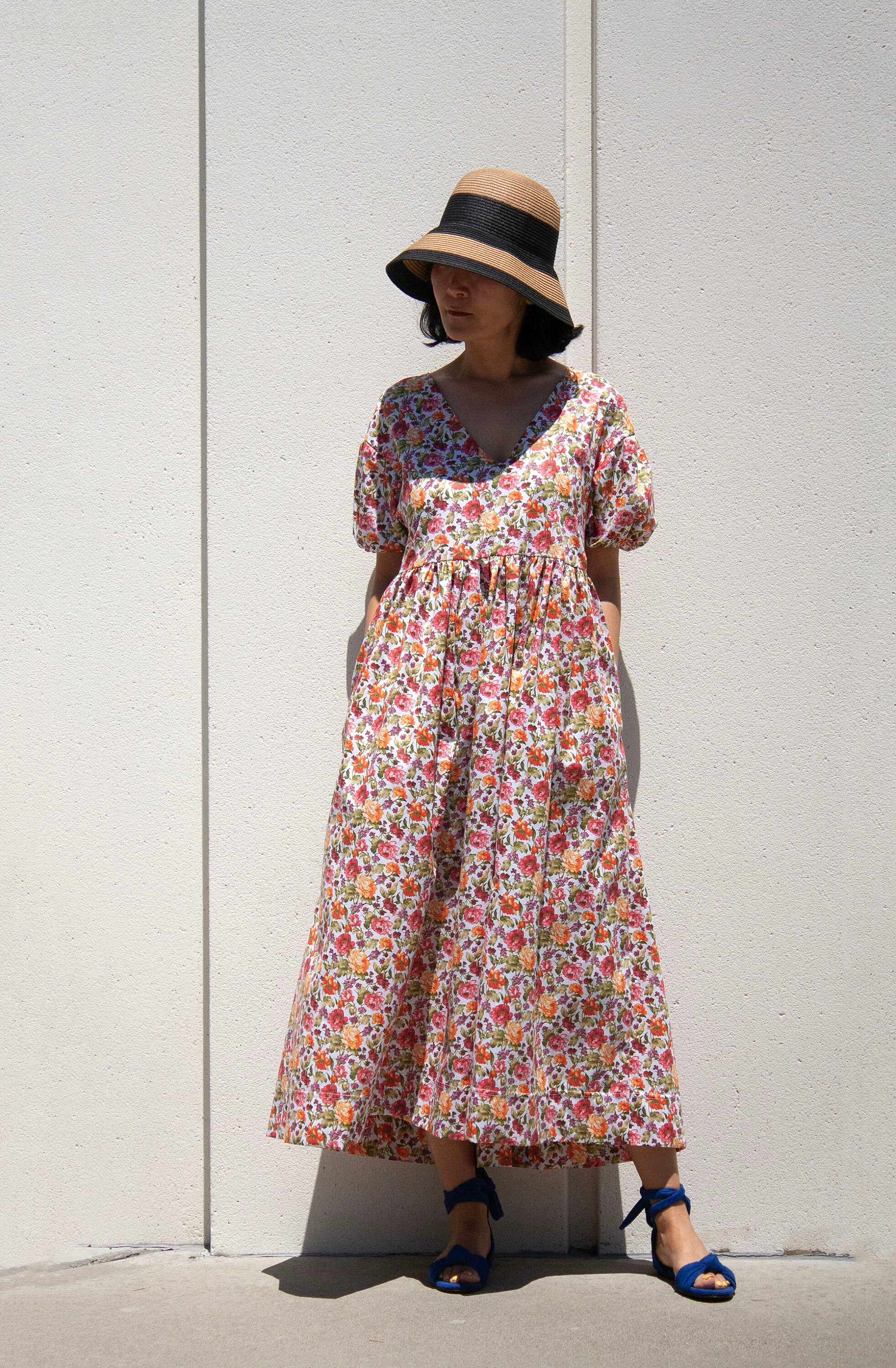 V NECK BLOUSON SLEEVE DRESS GARDEN OF EVE