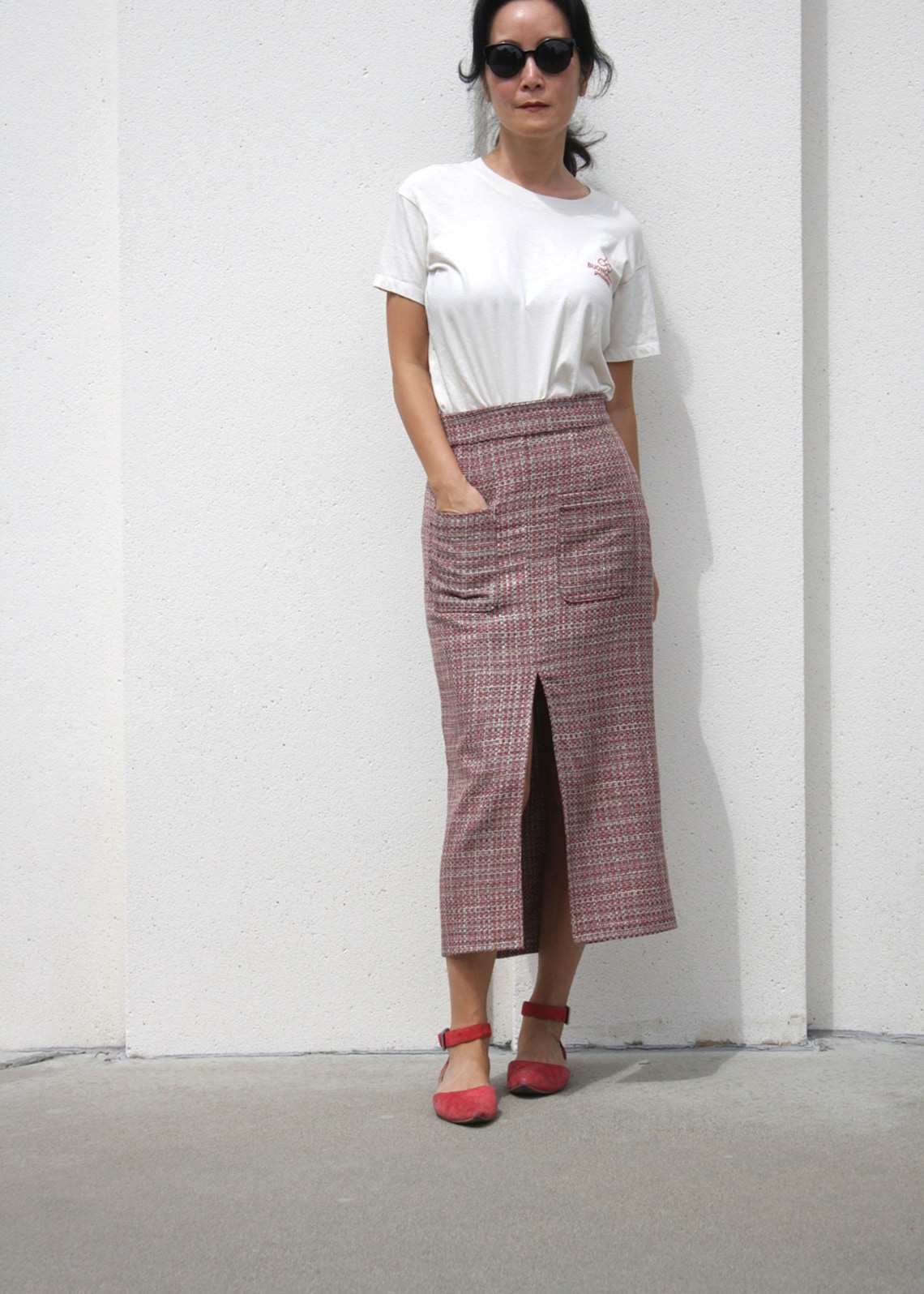 Women's Textured Pink Straight Midi Skirt with Back Slit