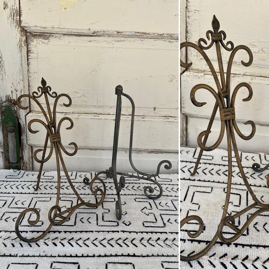 Vintage PAIR of Wrought Iron Table Top EASELS Measuring 13.5 X 9 7/8 ... - Rustic Metal Decorative Metal Table Tops
