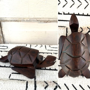 Vintage Carved Ironwood Sea Turtle Figurine measuring 5&quot; x 2 7/8&quot; x 1.75&quot; ~ Turtle Lover Gift ~ Coastal Living Decor ~ Beach House Decor ~