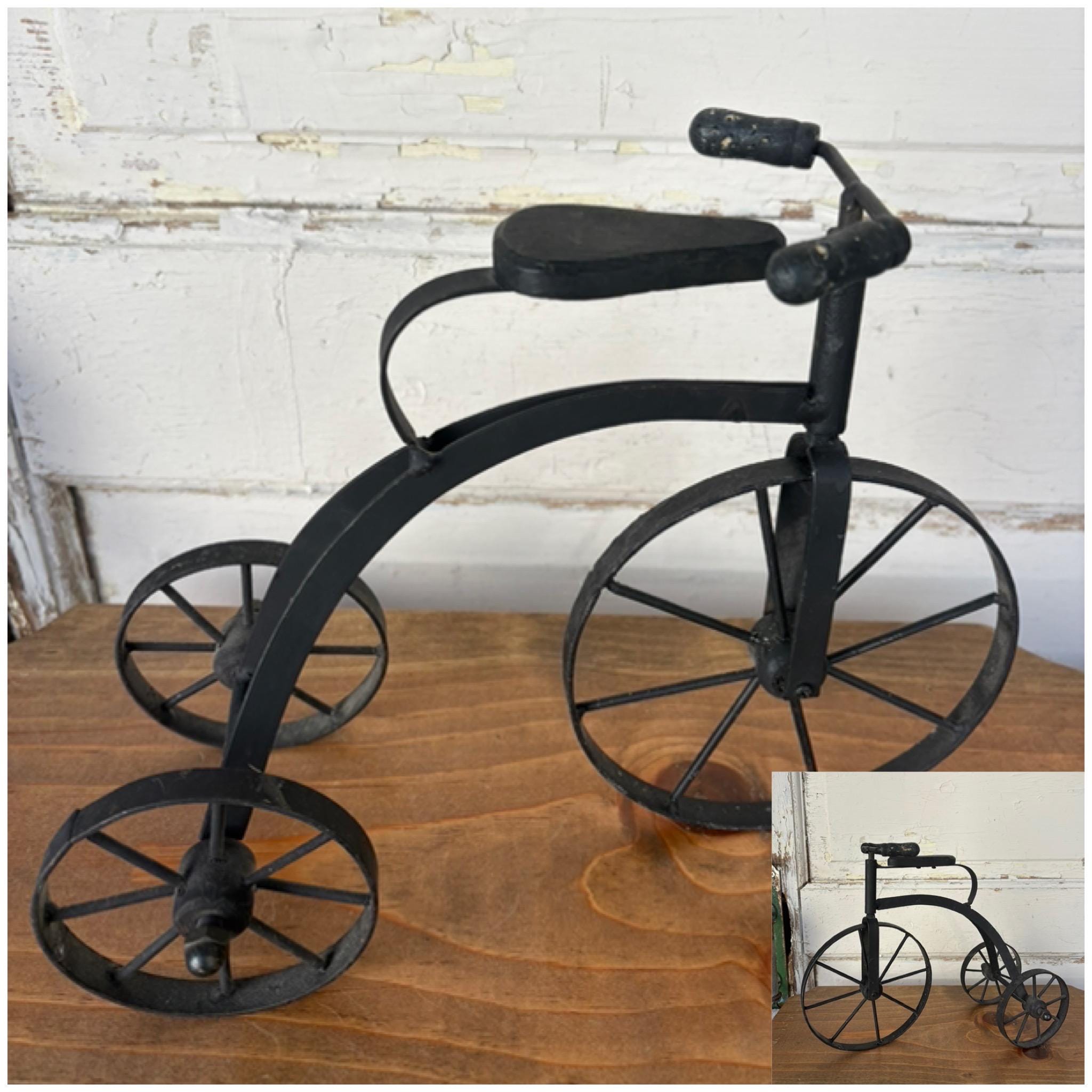 Vintage Metal Tricycle - Etsy