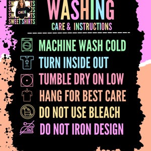 以下が含まれることがあります： Sweet Shirtsの洗濯表示ガイド。カラフルな大きな文字で「WASHING」と書かれています。洗濯機で水洗い、裏返し、低温乾燥、吊り干し、漂白剤使用禁止、デザイン部分へのアイロン禁止などの指示があります。