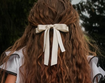 Pinza para el cabello con lazo de satén color marfil, pinza para el cabello para niña de las flores, lazo de cinta color crema, lazo de primera comunión, lazo de cola larga, atuendo de princesa, regalo para ella, cabello de mujer