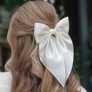 Bachelorette Party Veil with Bow Accessories for Wedding Parties Bridal Showers Events