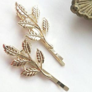 Grecian Hair Pin Gold Leaf hair clips Gold Leaf Bobby Pin Greek Goddess Leaf Hair Pin Grecian Woodland Wedding Bridal Hair Clip