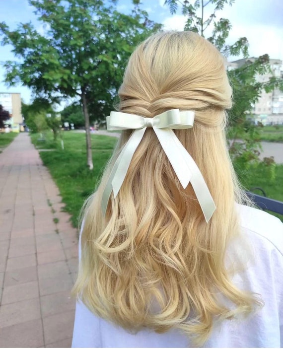 Vintage Ivory Silk Bow Hair Tie White Silk Bridal Bow Veil Bridal Hair Bow Alternative  main image 4