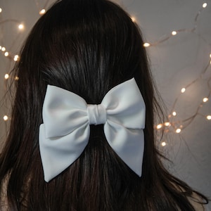 White hair bow baby for baptism, christening, kids hair bow for special occasion, white flower girl headpiece, bridal hair bow, wedding bow