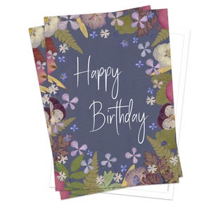 Grußkarte A6 'Happy Birthday' Blüten-Postkarte, Naturdesign, aus gepressten Blumen, ideal für Geburtstag