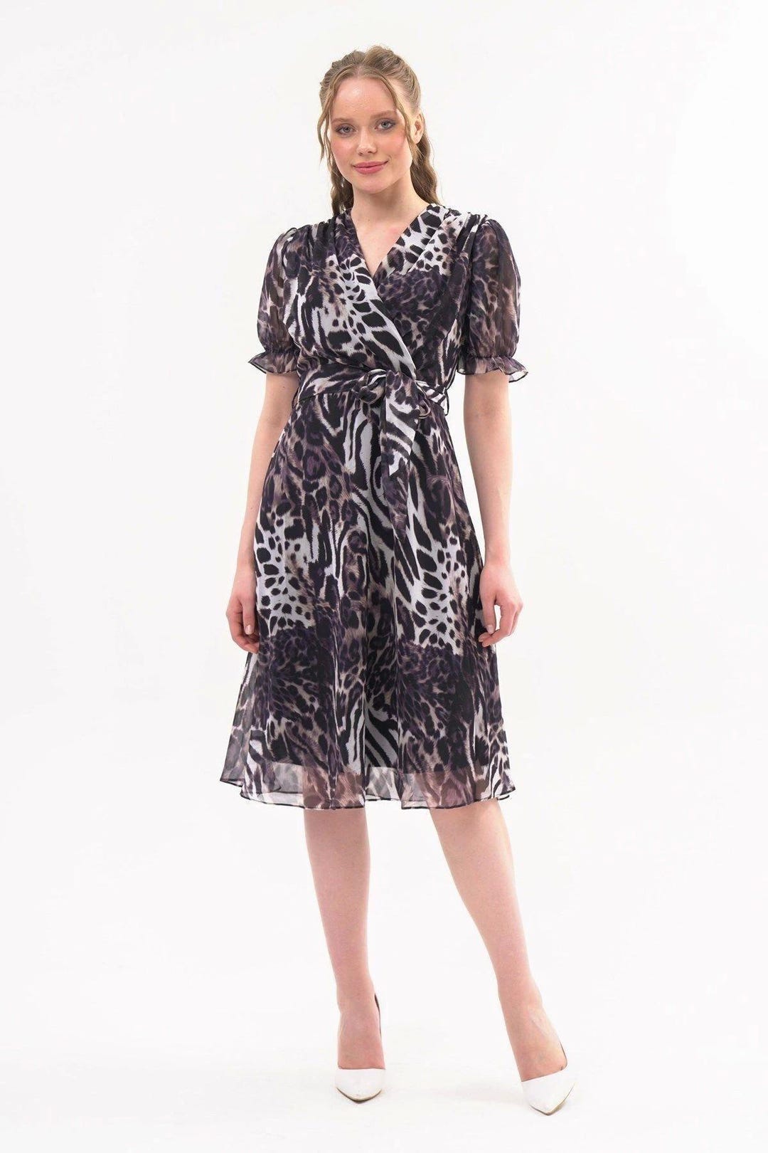 Beautiful Leopard Prints Mix and Match Short Sleeves Dress for Women
