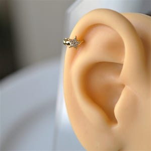316L Steel Star Hoop Piercing Sold as a set of 2 in gold or silver color – Tragus, Helix, Cartilage, Lobe - Star Hoop Piercing 2 pieces ! !