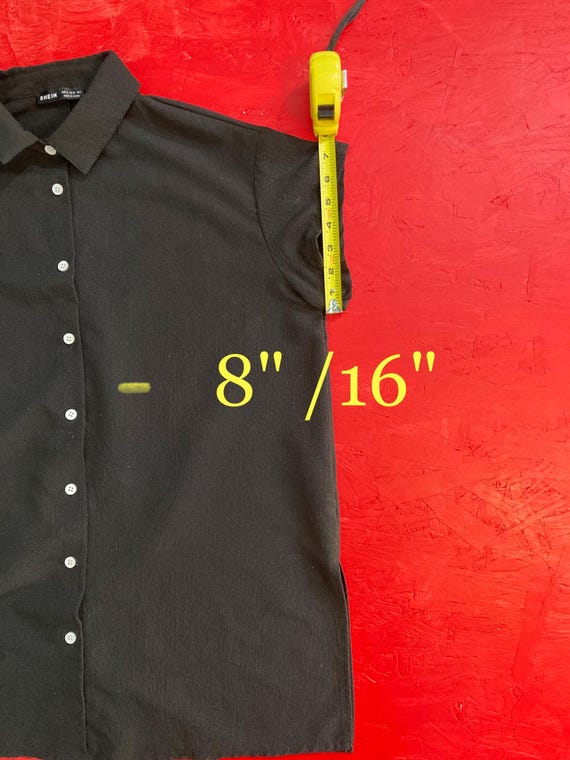 black lightweight polyester SHEIN short sleeve bu… - image 10