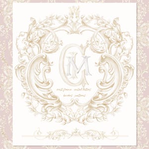 Puede incluir: Un marco de cresta color crema con las iniciales "GM" en gris claro. El marco presenta adornos de volutas y elementos florales, con el texto "crest frame, initial letters, borders, patterns" en la parte inferior.